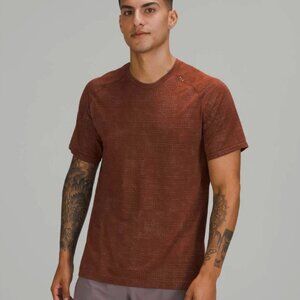 EUC LULULEMON Lululemon Metal Vent Tech T-Shirt 2.0 Disrupted Grid : LARGE